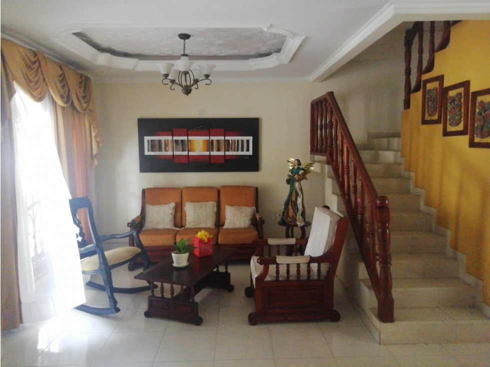 EN VENTA CASA DE DOS PISOS EN LOS ÁNGELES MONTERÍA COLOMBIA