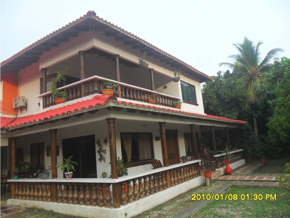 CASA CAMPESTRE EN VENTA VIA AGUAS NEGRAS MONTERÍA CÓRDOBA