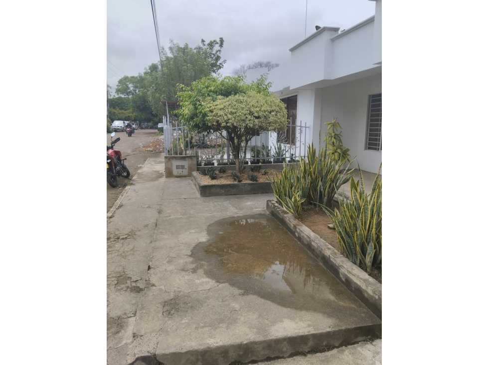 VENDO CASA EN LA URBANIZACION CAMPO ALEGRE MONTERIA CORDOBA