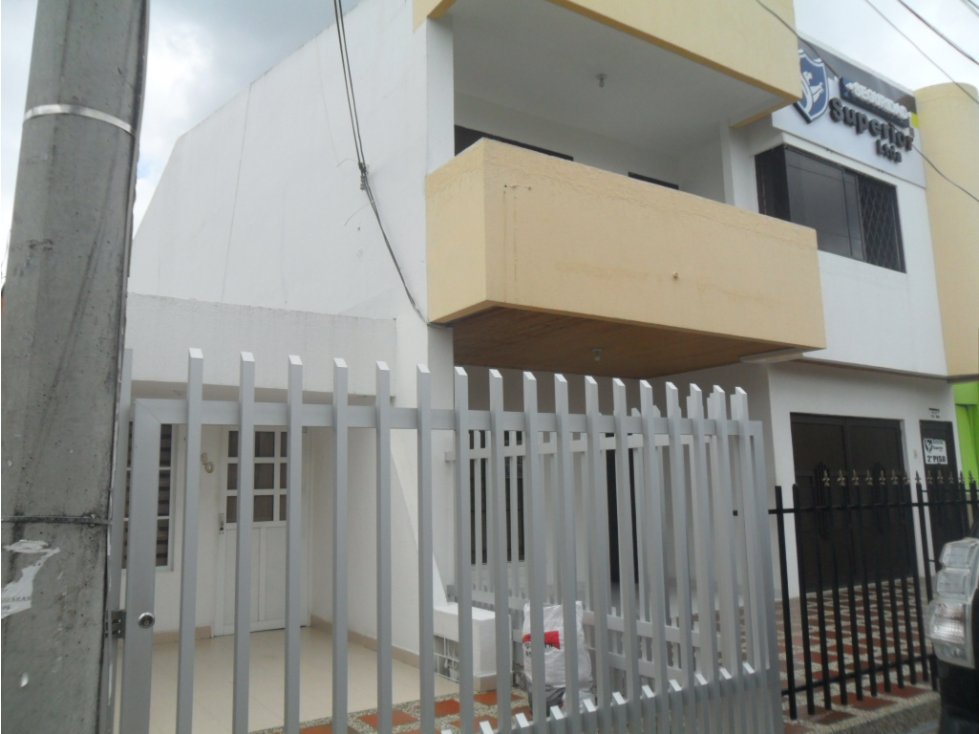 EN VENTA TRES APARTAMENTOS EN EL CENTRO DE MONTERIA COLOMBIA - 2