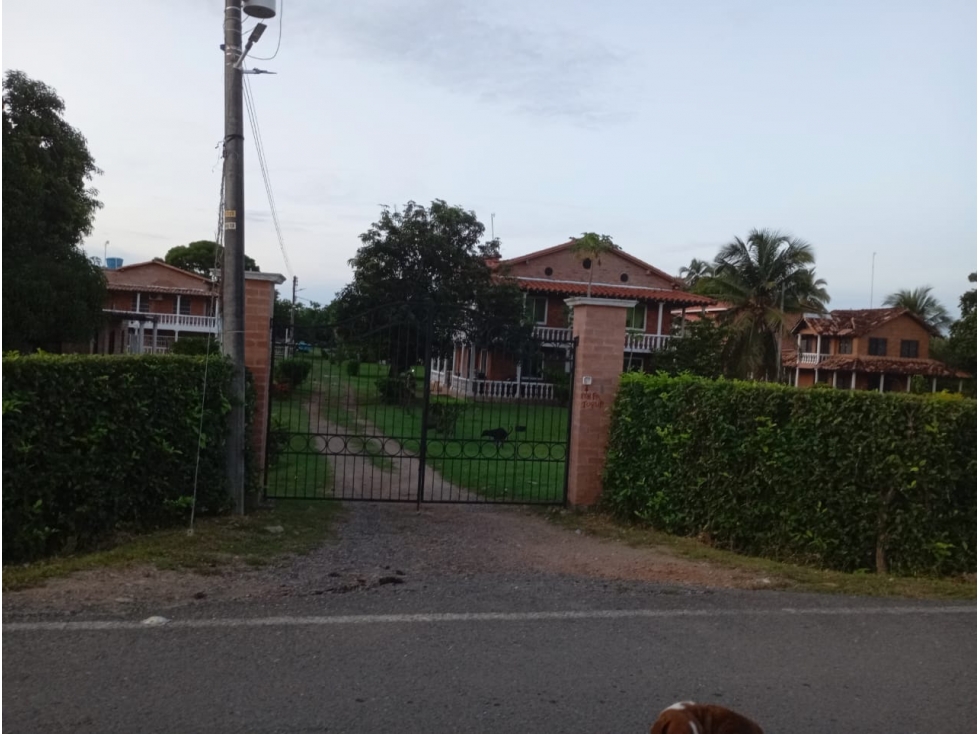 CABAÑA Y LOTE PARA LA VENTA O PERMUTA EN SAN BERNARDO DEL VIENTO - 3