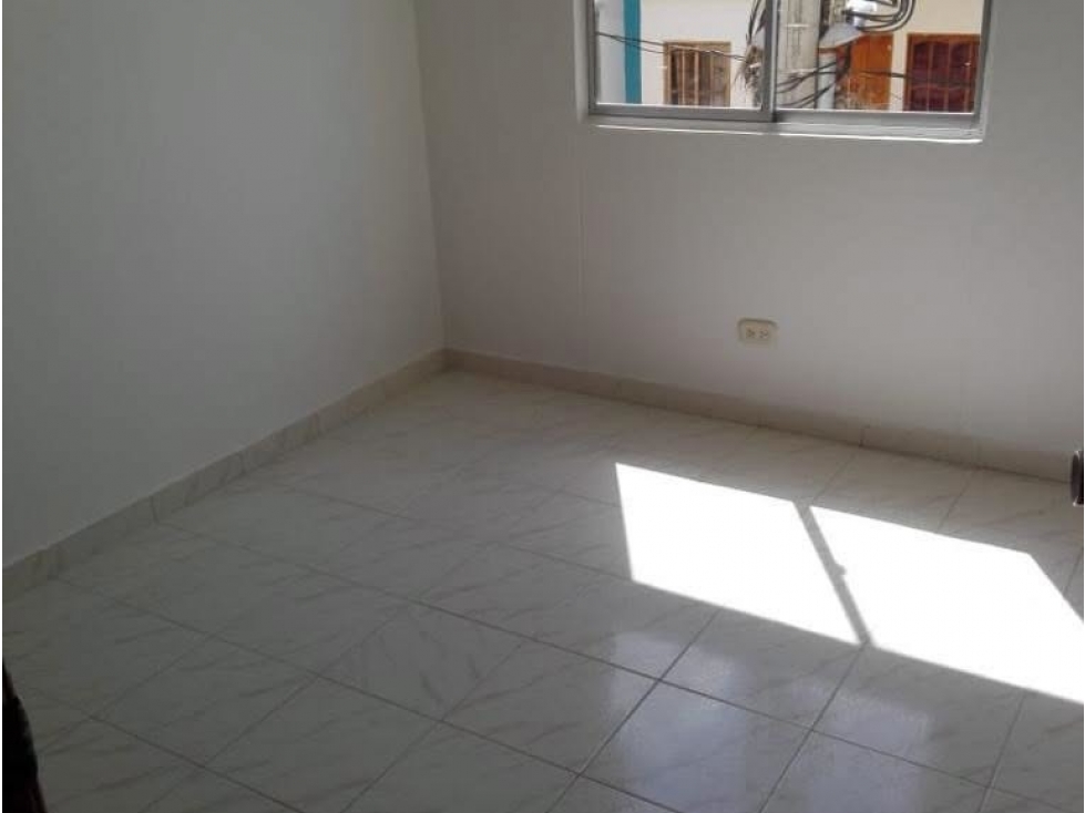 VENDO APARTAMENTO UBICADO EN CONJUNTO RESIDENCIAL BARRIO LA JULIA — foto 2