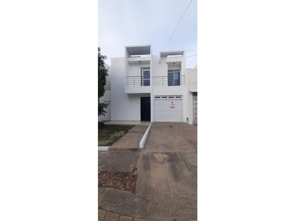 CASA PARA LA VENTA BARRIO LA CASTELLANA MONTERÍA CÓRDOBA