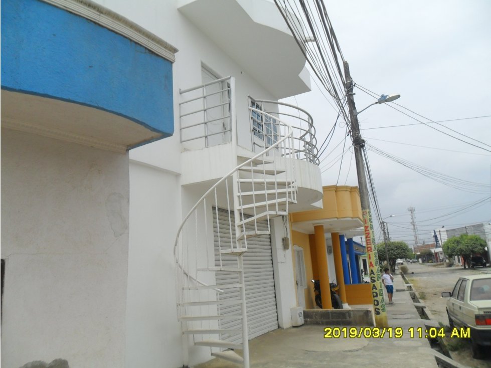 VENDO DE OPORTUNIDAD APARTAMENTO Y LOCAL EN EL BARRIO 6 DE MARZO