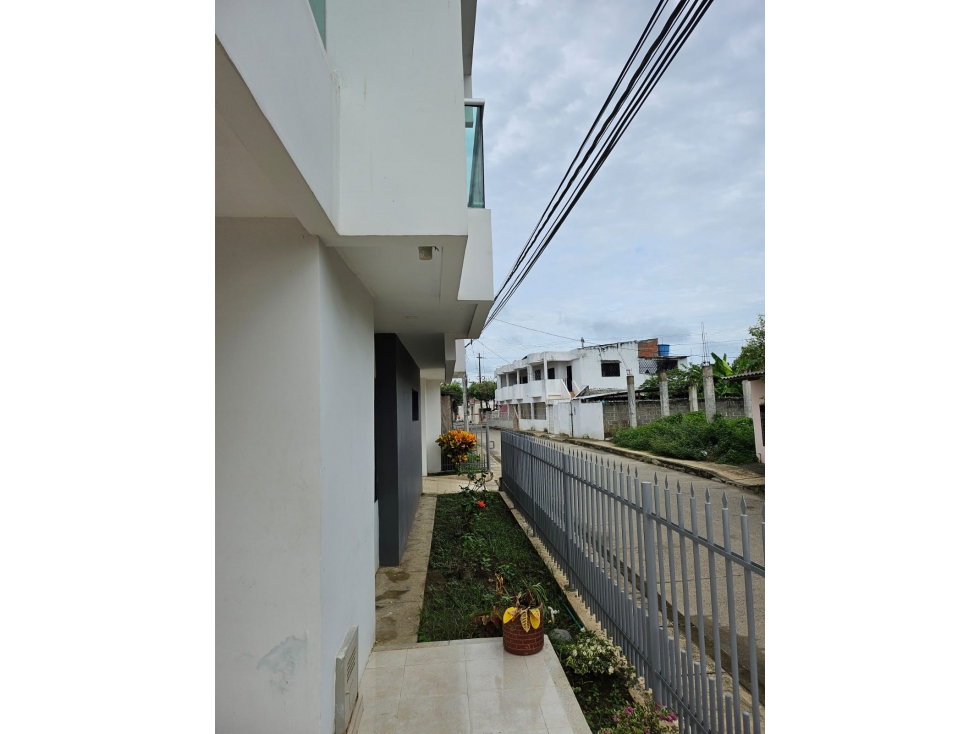 VENDO CASA DE TRES PLANTAS EN EL CENTRO DE CERETE CORDOBA — foto 3