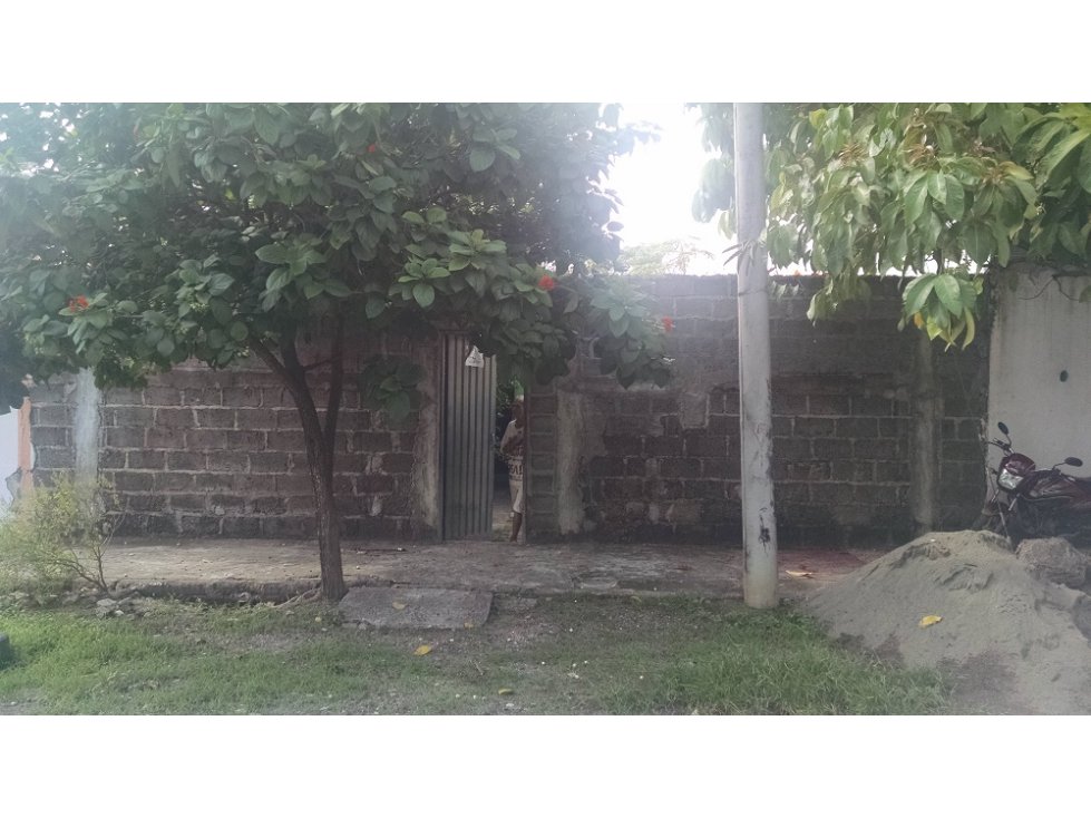 EN VENTA LOTE CON MEJORAS EN EL CENTRO MONTERIA CORDOBA COLOMBIA — foto 4