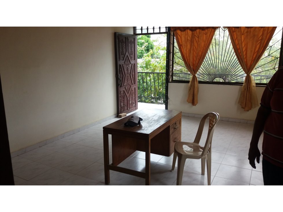 EN VENTA CASA DE DOS PISOS EN BUENAVISTA MONTERIA COLOMBIA — foto 3