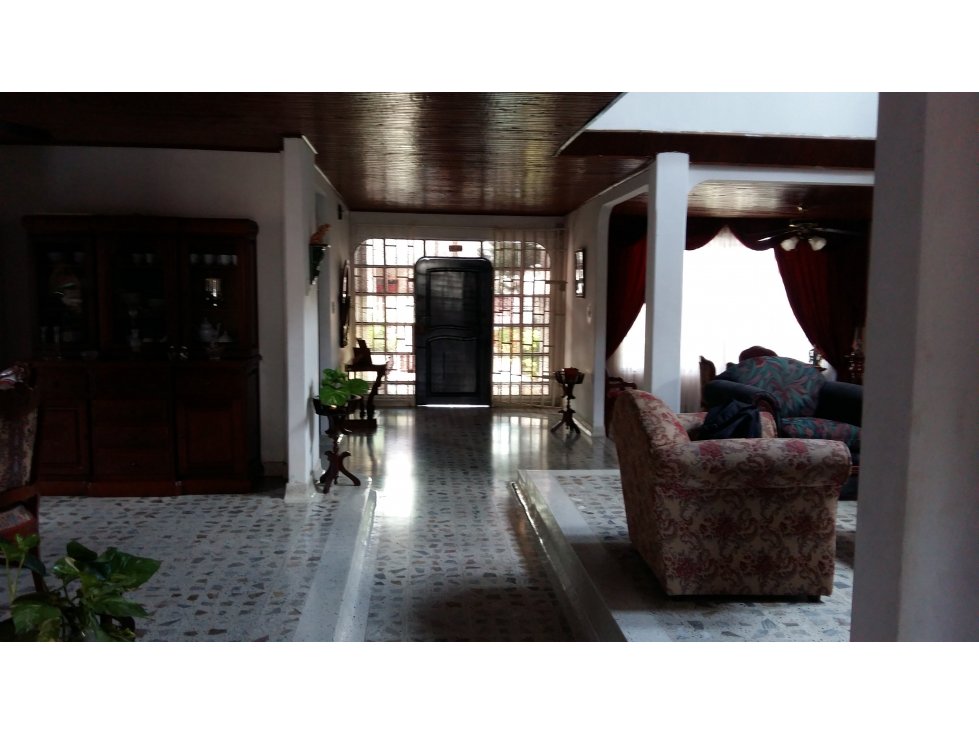 EN VENTA CASA EN EL CENTRO MONTERIA COLOMBIA — foto 3