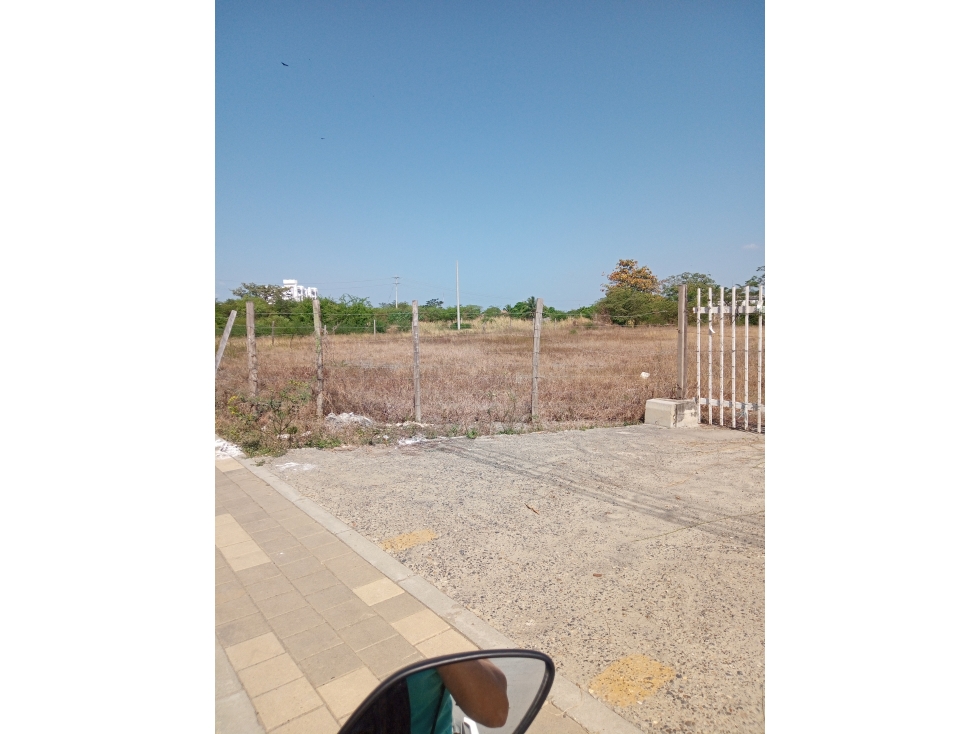 EN VENTA LOTE DETRAS DEL CENTRO COMERCIAL NUESTRO MONTERIA CÓRDOBA — foto 3