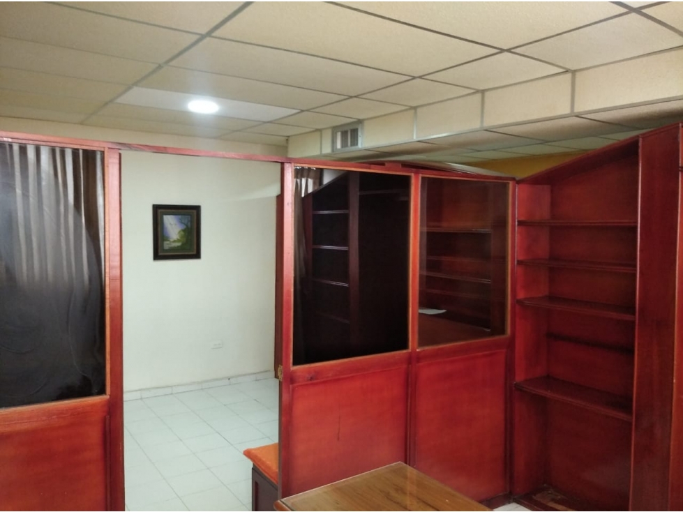 EN VENTA OFICINA EN EL CENTRO DE MONTERIA CORDOBA COLOMBIA - 2