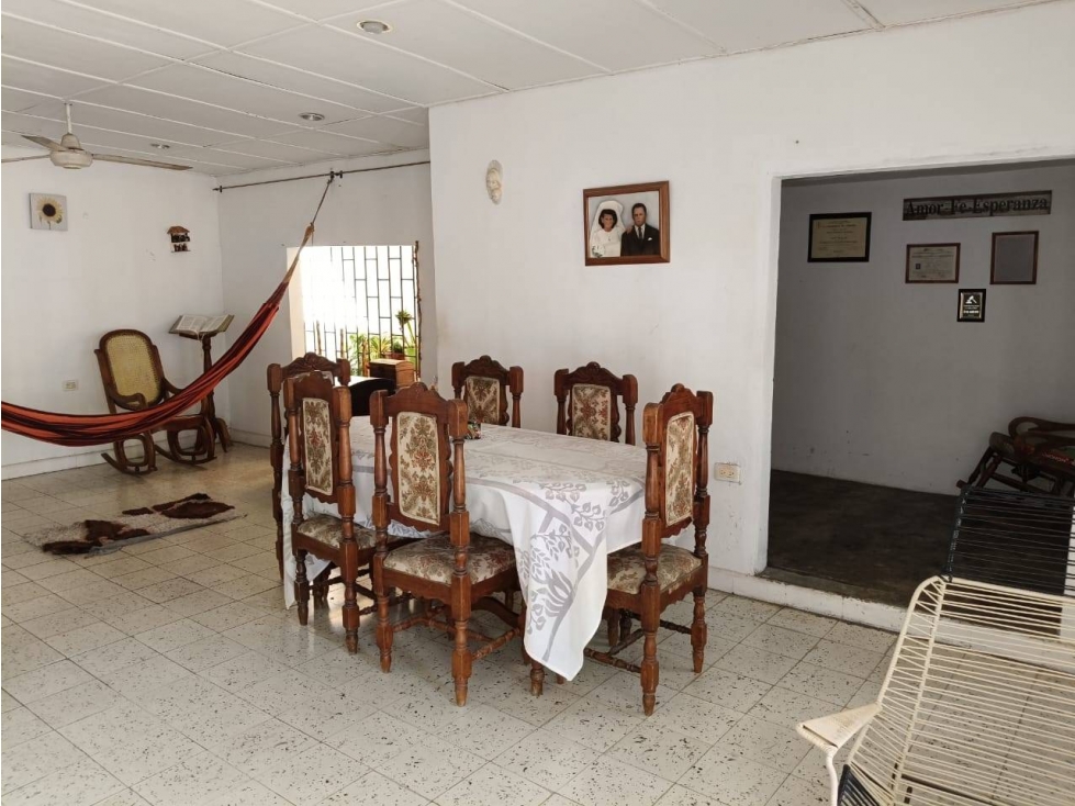 VENDO CASA EN EL CENTRO DE MONTERIA CORDOBA COLOMBIA