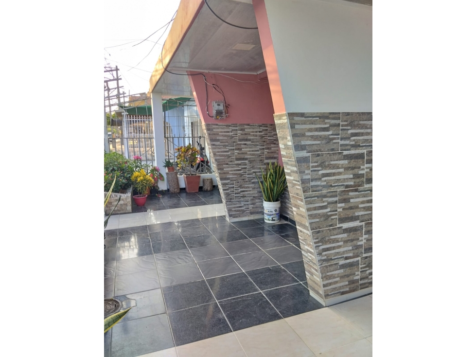 VENDO CASA Y APARTAMENTO BARRIO P5 MONTERIA CORDOBA