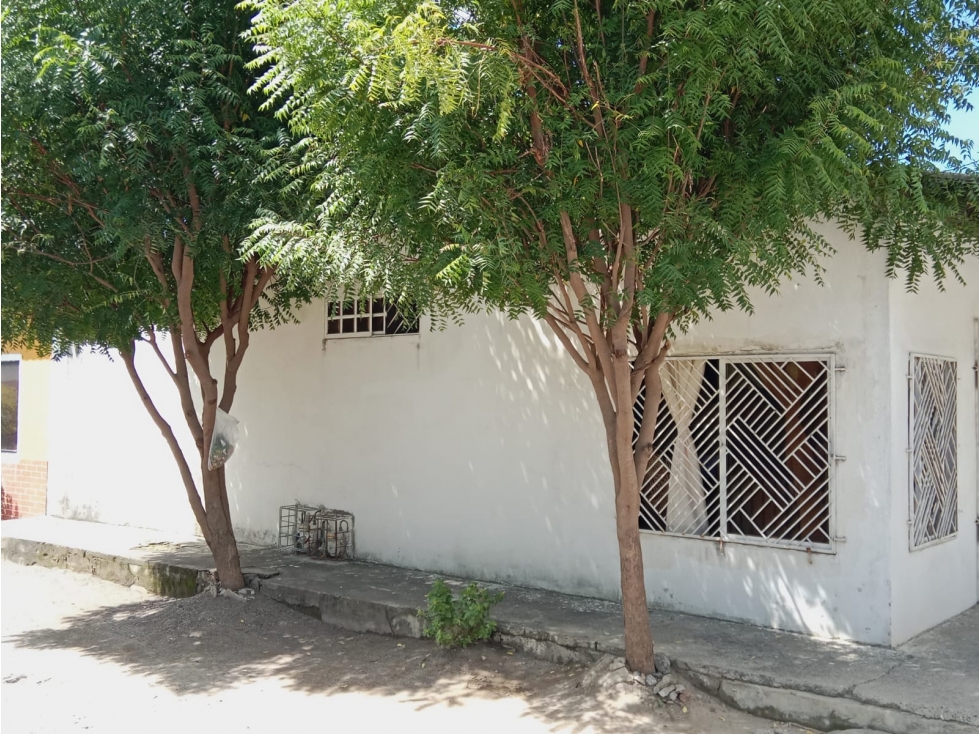 VENDO CASA CON TRES APARTAMENTOS BARRIO 6 DE MARZO SECTOR CORPIVOL — foto 3