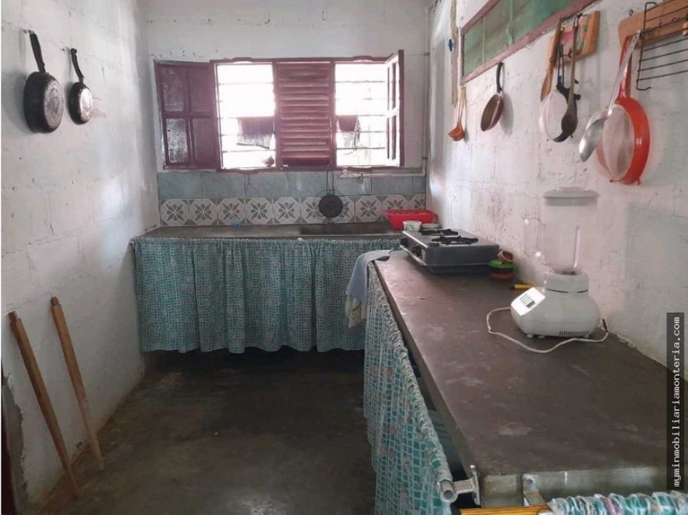 VENDO CABAÑA UBICADA EN PUERTO ESCONDIDO CÓRDOBA - 3
