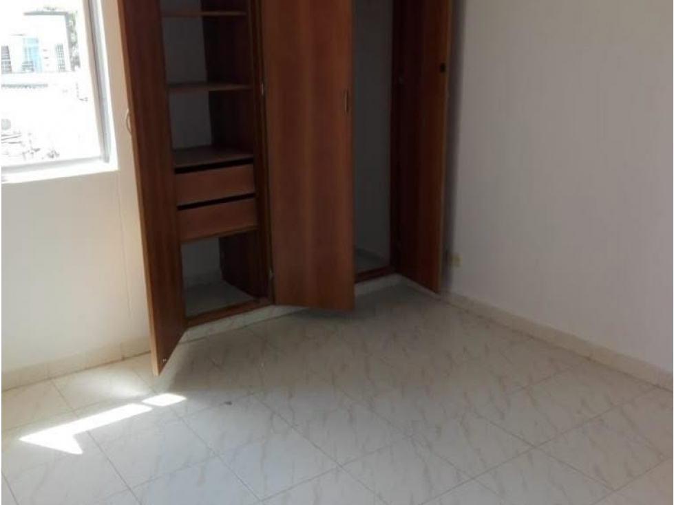 VENDO APARTAMENTO UBICADO EN CONJUNTO RESIDENCIAL BARRIO LA JULIA — foto 3
