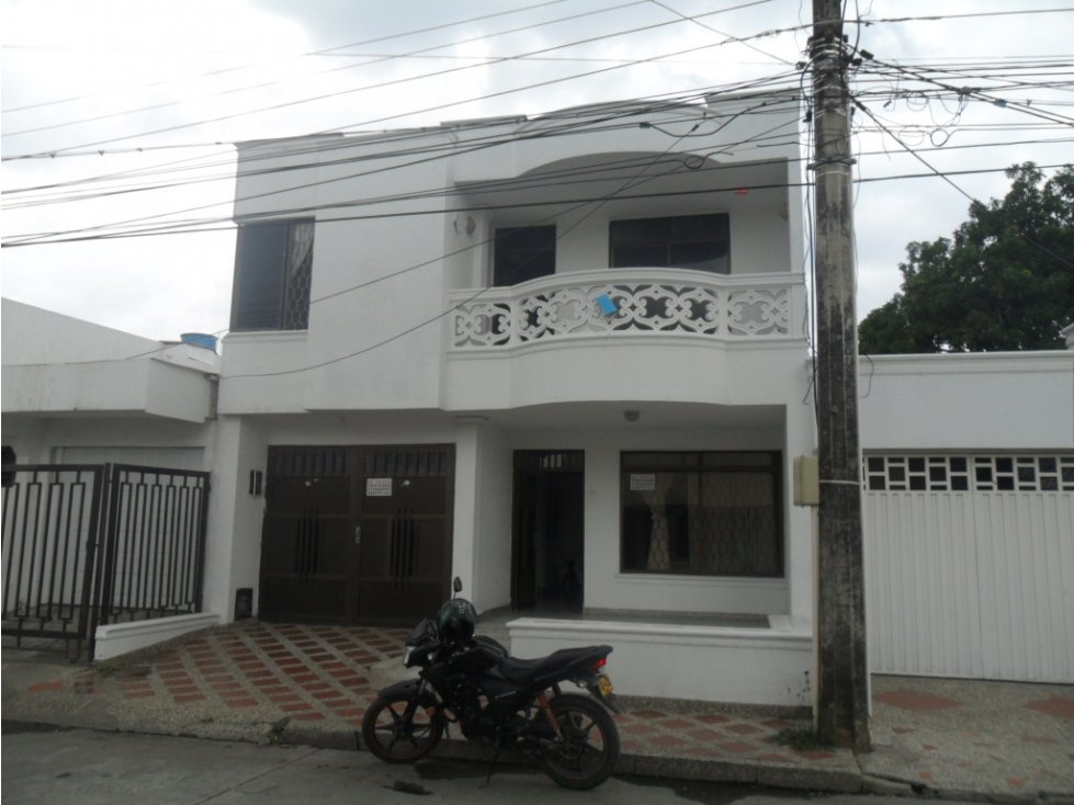 EN VENTA CASA DE DOS PLANTAS EN LA JULIA MONTERIA COLOMBIA — foto 2