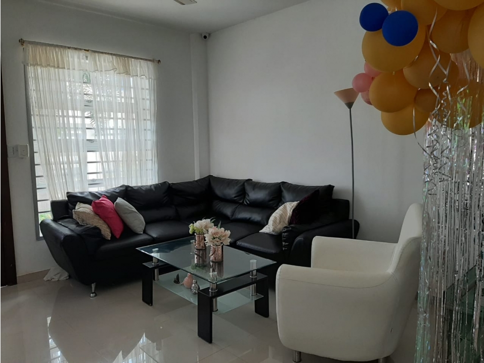 EN VENTA CASA DE DOS PLANTAS EN LA URBANIZACION CAMPO ALEGRE MONTERIA — foto 3