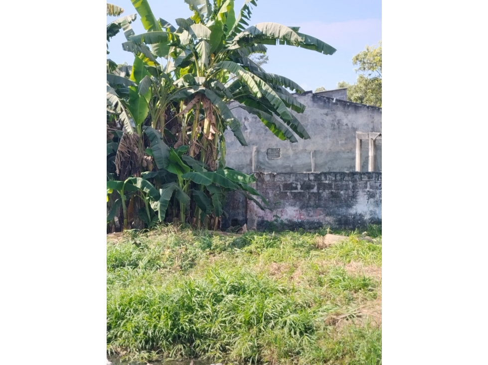 EN VENTA LOTE DE TERRENO ESQUINERO VIA A PLANETA RICA — foto 2