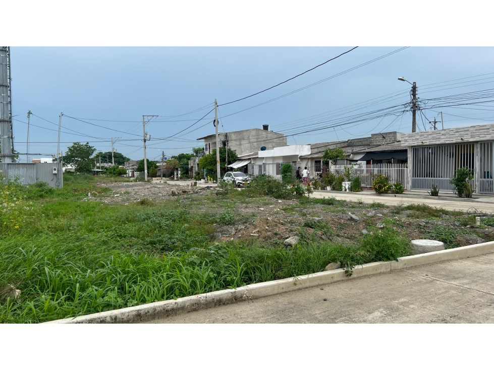LOTE PARA LA VENTA EN LA URBANIZACION VILLA ELENA MONTERIA CORDOBA