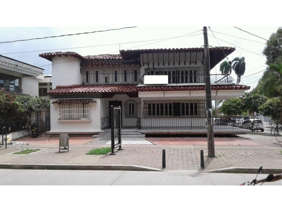 EN ARRIENDO CASA AMPLIA AVENIDA PRIMERA MONTERIA CORDOBA COLOMBIA - 2