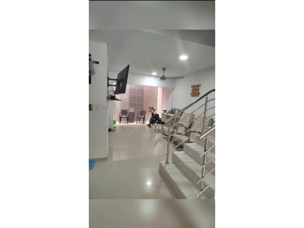 VENDO CASA UBICADA EN BARRIO ROSENDO GARCÉS MONTERÍA CÓRDOBA — foto 2