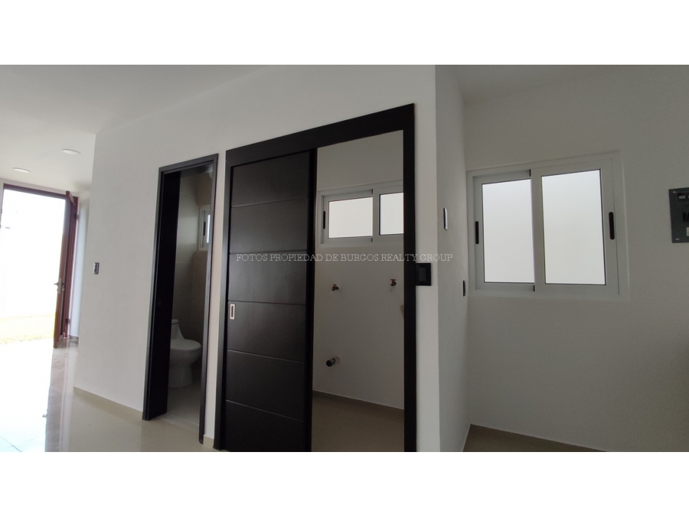 TRES CASAS EN VENTA EN LA RUA | CERCA CLUB DE GOLF PARAÍSO — foto 5