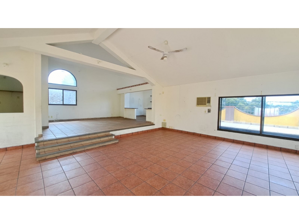 CASA DE UN NIVEL EN FRACC. BURGOS $4,200,000 PARA REMODELAR — foto 5