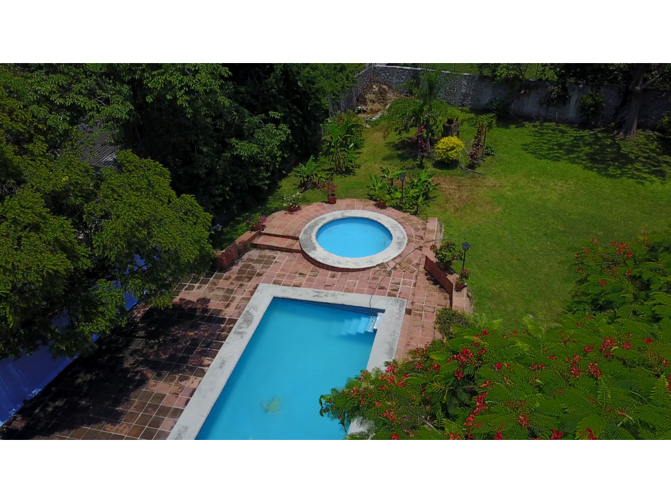 CASA EN VENTA EN ACATLIPA | $5,500,000