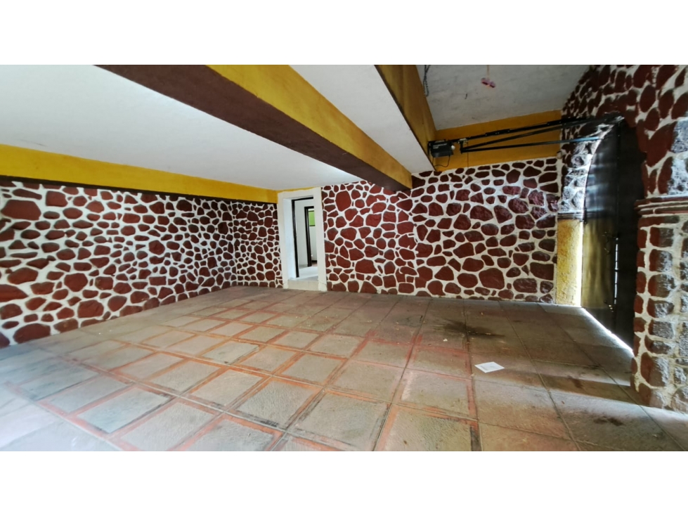 CASA DE UN NIVEL EN FRACC. BURGOS $4,200,000 PARA REMODELAR — foto 4