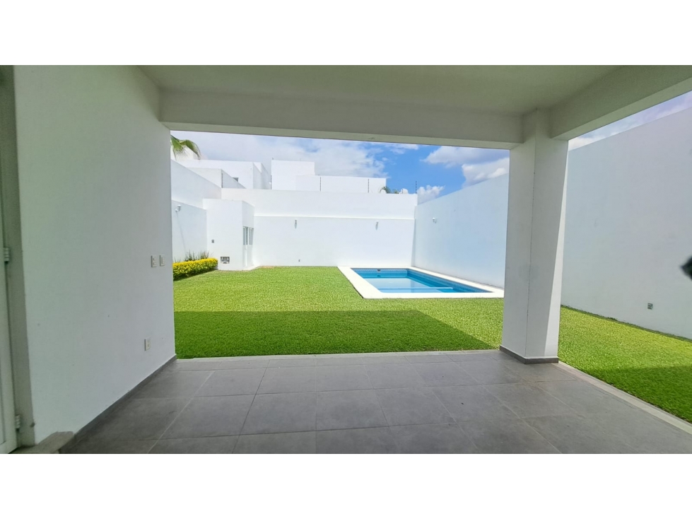 CASA SOLA CON ALBERCA EN RENTA O VENTA — foto 3