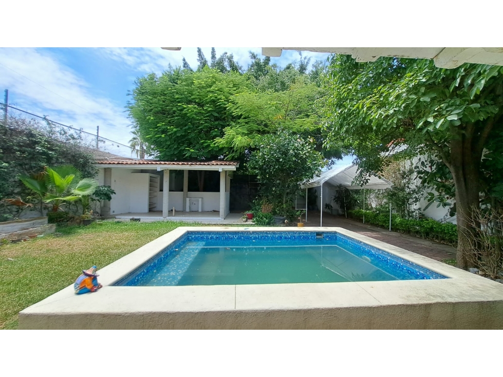 CASA EN VENTA EN FRACC. BURGOS | $5,300,000