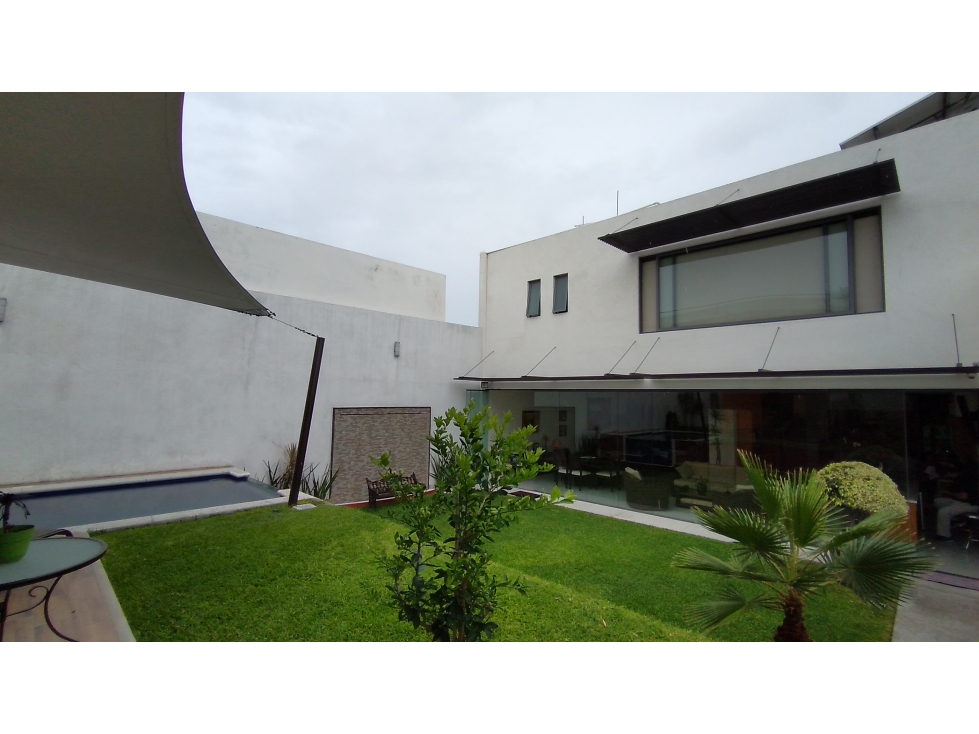 CASA SOLA EN VENTA EN RESIDENCIAL CORINTO - EXCELENTE CASA