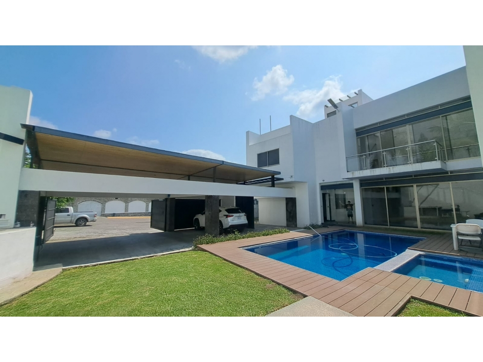 CASA EN VENTA EN PRIVADA EN FRACC. BURGOS $9,000,000 — foto 2