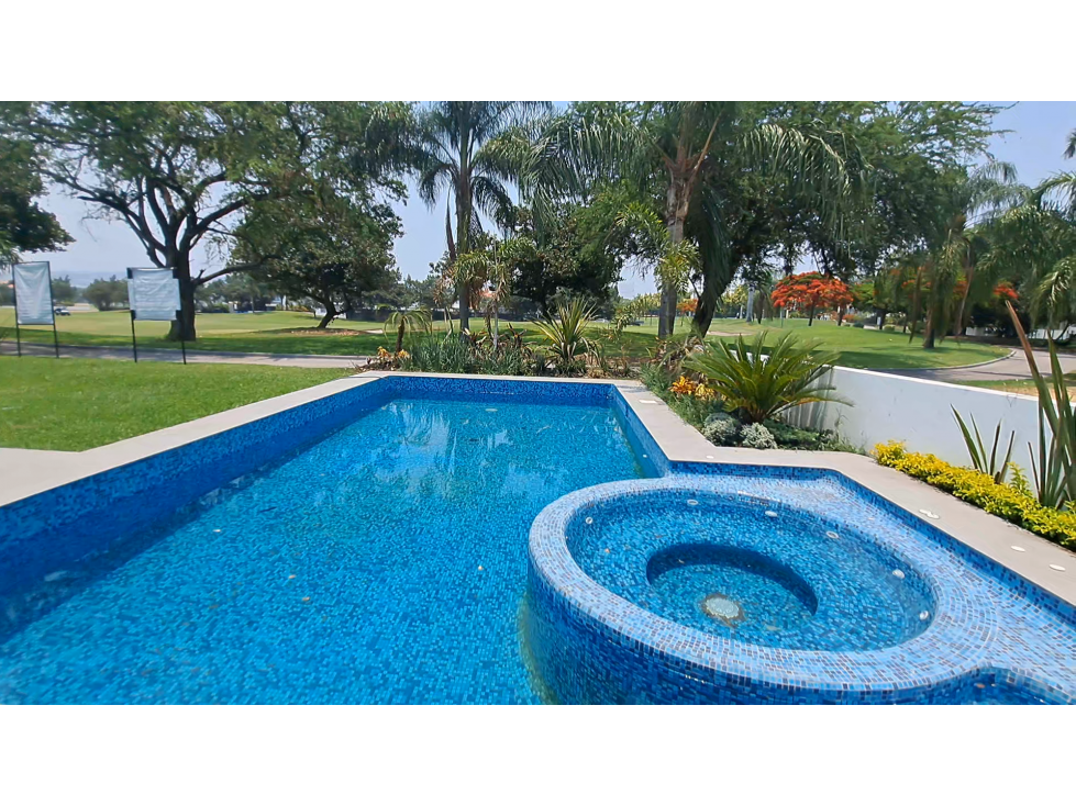 CASA SOLA EN VENTA EN CLUB DE GOLF PARAISO - EXCELENTE DISEÑO