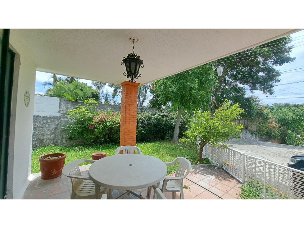 CASA EN VENTA EN CONDOMINIO GUACAMAYAS, LOMAS DE CUERNAVACA $3,300,000