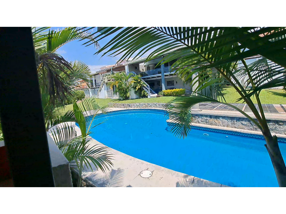 CASA DE UN NIVEL EN RESIDENCIAL CORINTO BURGOS BUGAMBILIAS — foto 3