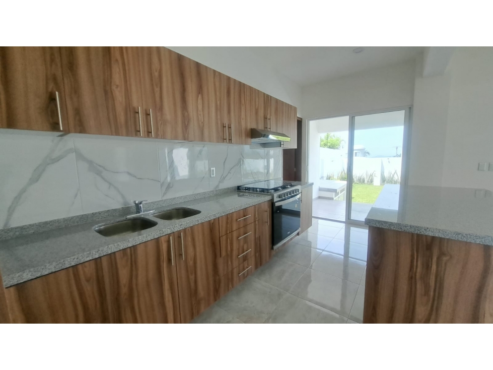 $7,950,000 | VENTA DE CASA SOLA CON ALBERCA — foto 4