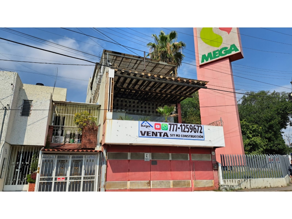 Venta de Edificio en esquina a un costado de Costco - 1