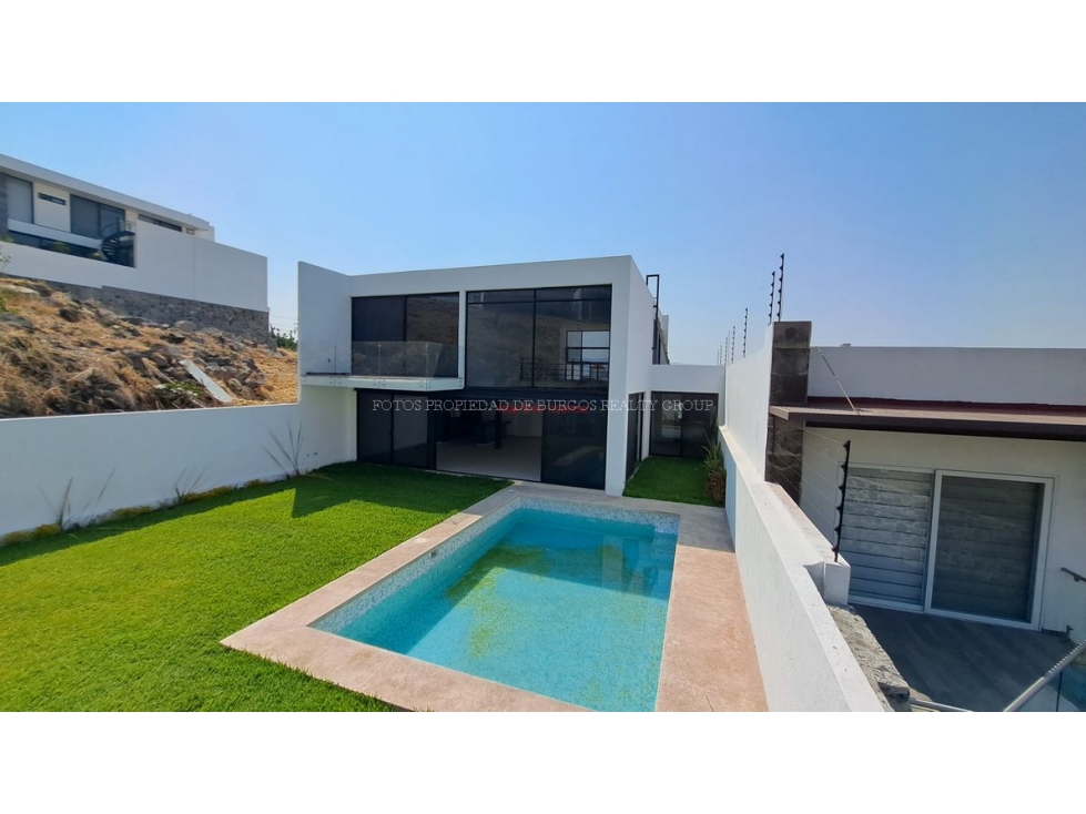 CASA SOLA EN VENTA EN LA CIMA CON JARDÍN Y ALBERCA - $8,250,000 — foto 6
