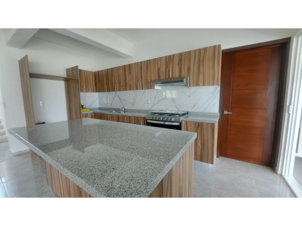 $7,950,000 | VENTA DE CASA SOLA CON ALBERCA — foto 5
