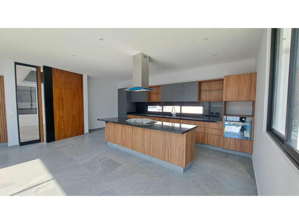CASA EN VENTA EN LOMAS DE CUERNAVACA | $6,950,000 — foto 4