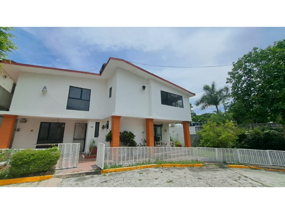 CASA EN VENTA EN CONDOMINIO GUACAMAYAS, LOMAS DE CUERNAVACA $3,300,000 - 2