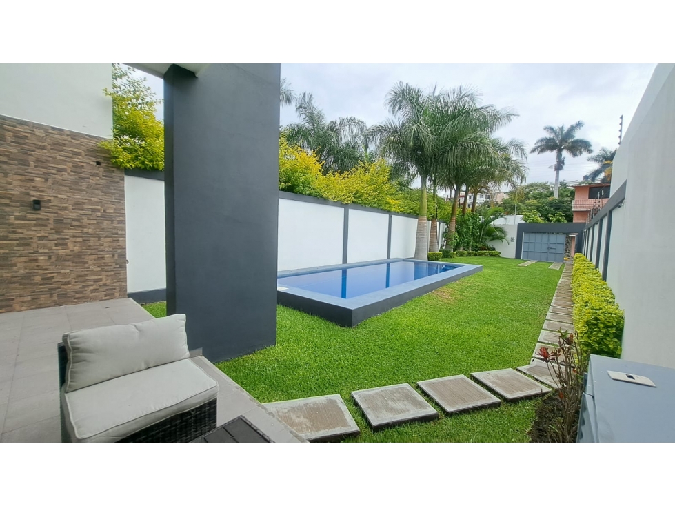 CASA EN VENTA CON 5 RECÁMARAS EN FRACC. BRISAS $6,900,000