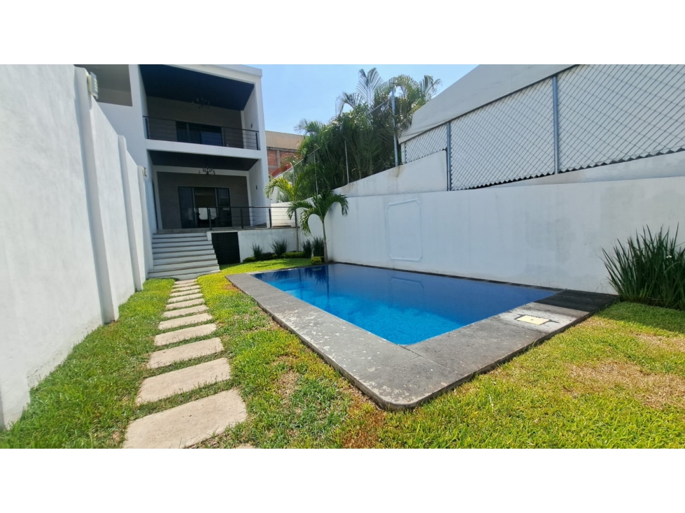 CASA EN VENTA CON RECÁMARA PLANTA BAJA EN FRACC. BURGOS $5,980,000 - 2