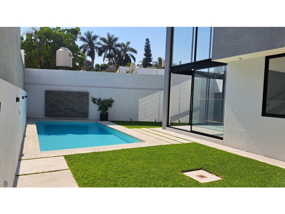 CASA EN VENTA EN LOMAS DE CUERNAVACA | $6,950,000