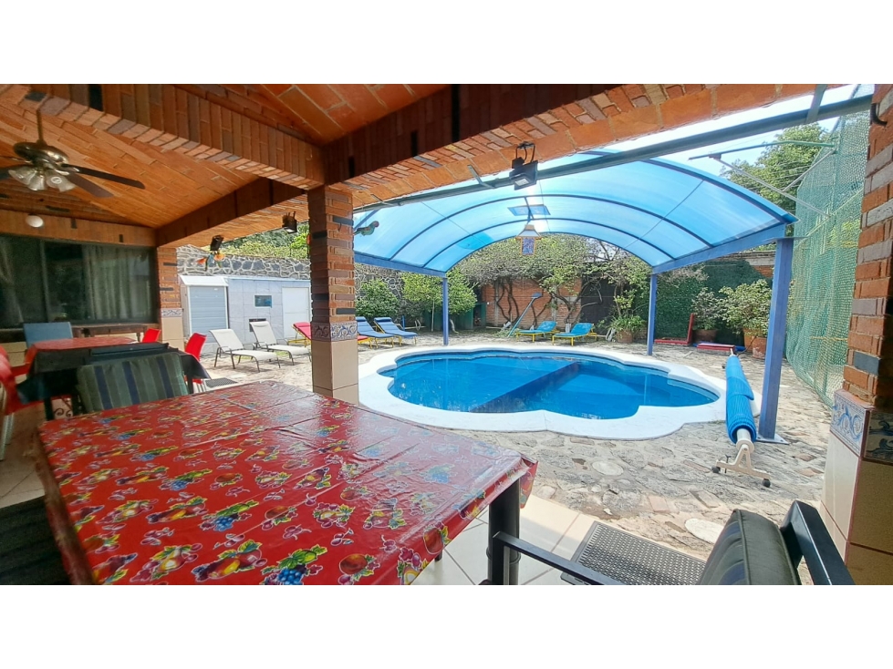 CASA EN BURGOS BUGAMBILIAS IDEAL PARA NEGOCIO 6 RECÁMARAS — foto 2