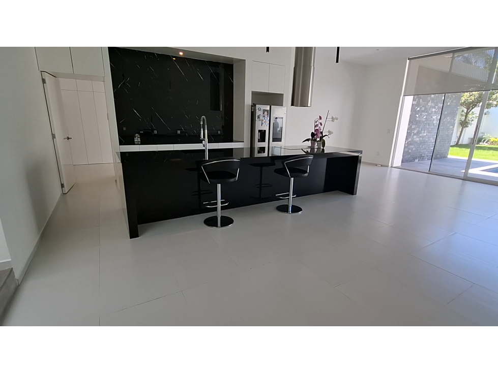 Venta Casa de un Nivel en Vista Hermosa Amplio Jardín — foto 6