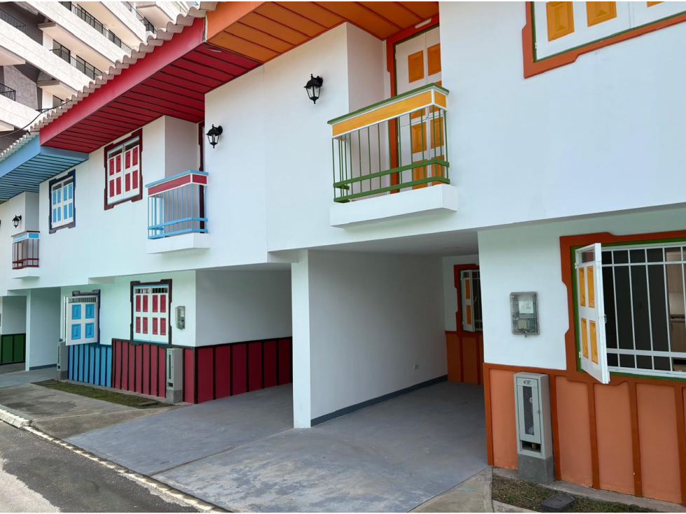 CASA MUY BIEN UBICADA ¡OPORTUNIDAD DE INVERSIÓN!