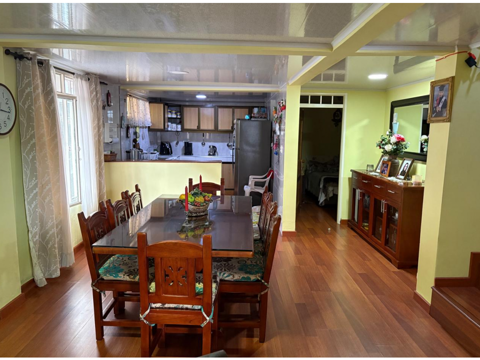 HERMOSA VIVIENDA FAMILIAR — foto 4
