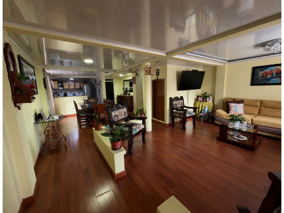 HERMOSA VIVIENDA FAMILIAR — foto 5